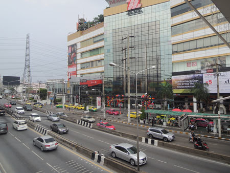 The Mall Ngam Wong Wan 181