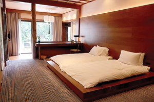 Imperial Onsen Suite（70㎡）。すべての部屋の寝具は寝心地を追及した英国スランバーランド製。
