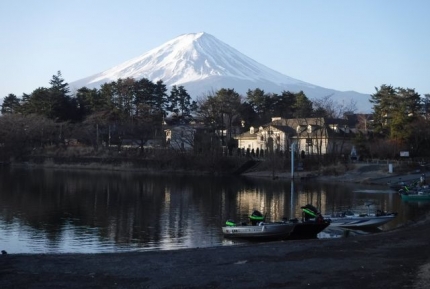 20180304-1-河チャプ1ロイヤルワンドと富士山.JPG