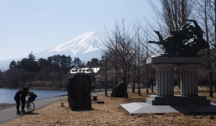20180304-45-河チャプ1富士山と女神像.JPG