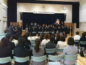 三草会札幌看護専門学校入学式６