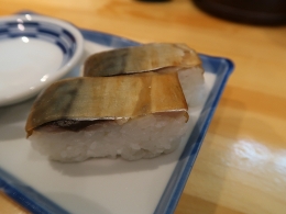 サバ６製麺所 船場センタービル店・サバ寿司